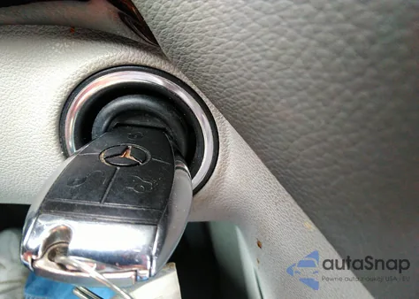 2010 Mercedes-Benz Gl 450 4Matic z USA, uszkodzony, nr VIN 4JGBF7BE7AA538923